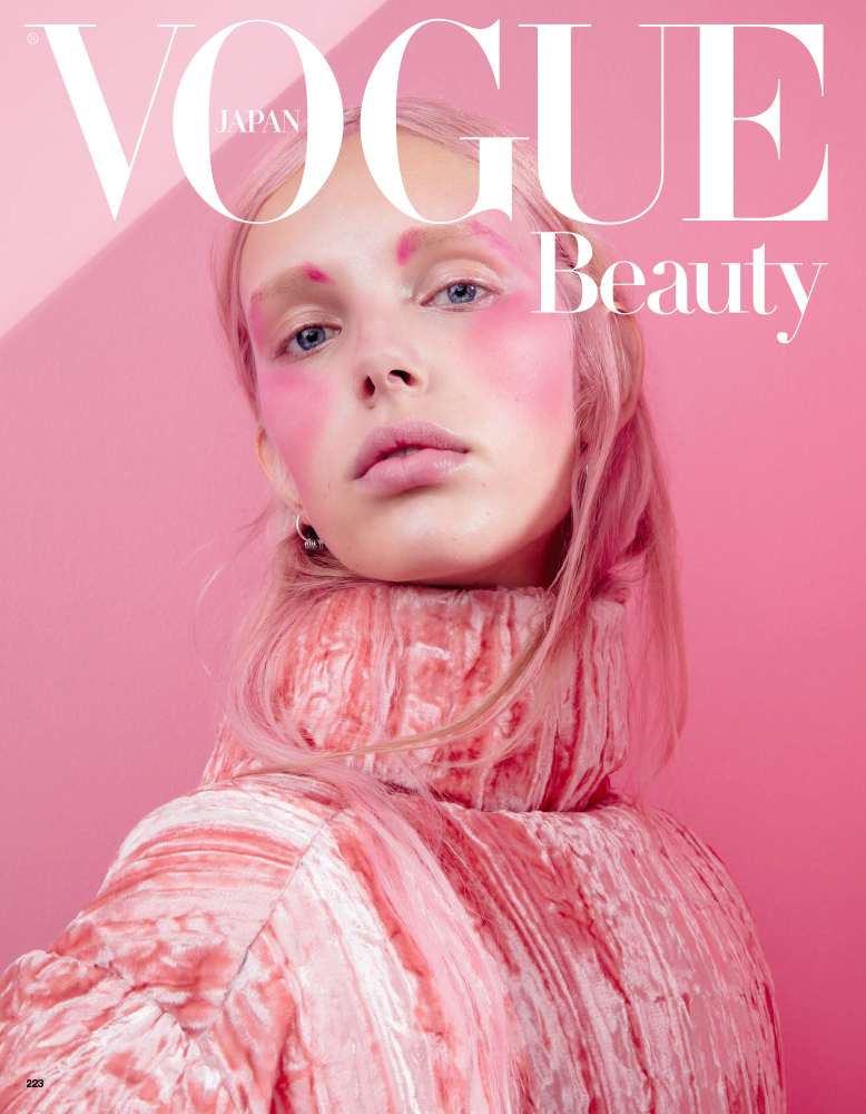 アート・デザイン・音楽 EXTREME BEAUTY IN VOGUE 🧜🏻‍♀️😢💔the future mermaid in VOGUE TAIWAN JAN COVER